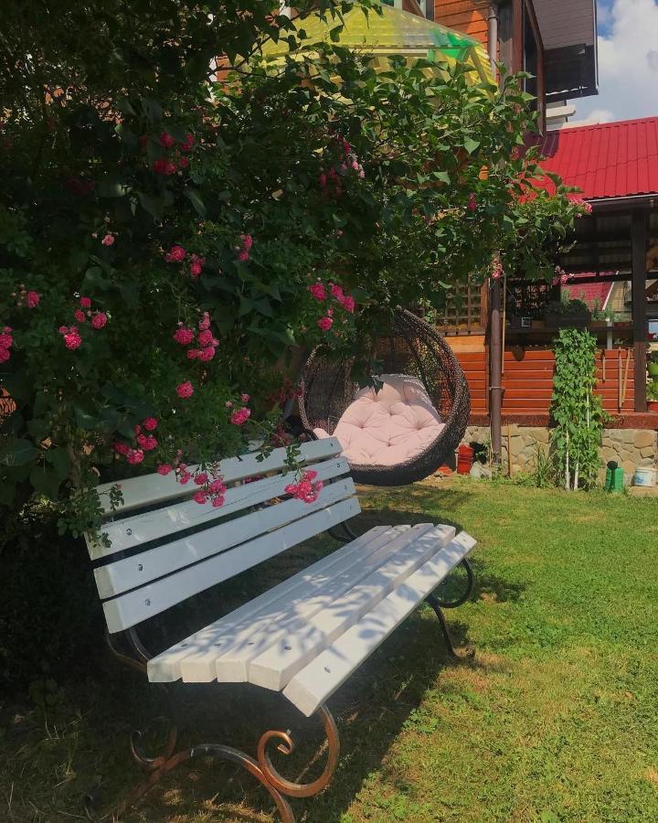 Hotel Karpats'Kyi Kalejdoskop Slavske Exteriér fotografie